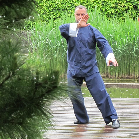 Markus Haunschild bei der Tai Chi Form Markus Haunschild bei der Tai Chi Form