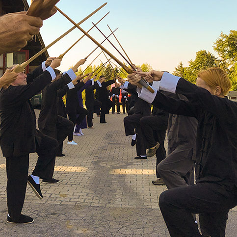 Werbner Broch, Test einer Position aus der Tai Chi Form; Foto: Christine Rühmer Werbner Broch, Test einer Position aus der Tai Chi Form; Foto: Christine Rühmer